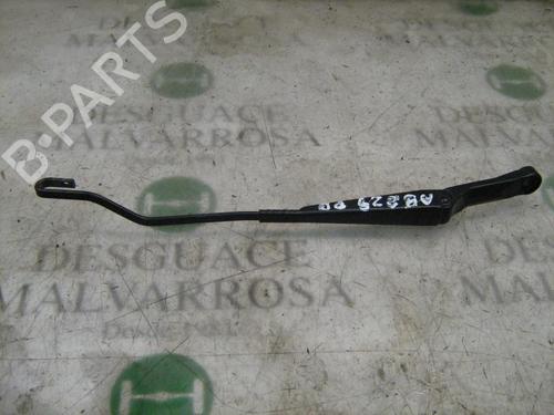 Used Front windshield wiper arm SEAT IBIZA II (6K1) 1.4 (60 hp) 3769180