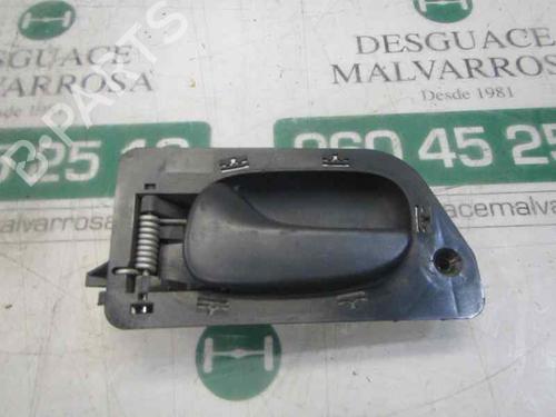 Used Rear left interior door handle RENAULT LAGUNA I (B56_, 556_) 1.9 dCi (B56W) (107 hp) 3871518