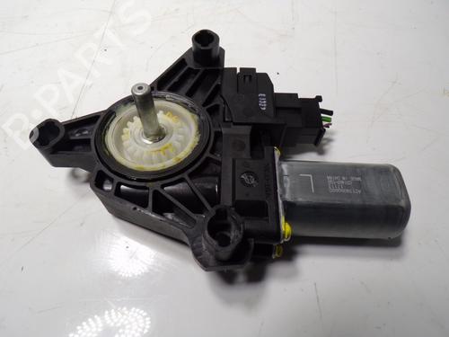 Used Right rear window motor Right rear window motor MERCEDES-BENZ GLC (X253) [2015-2022] 12179886 12179886