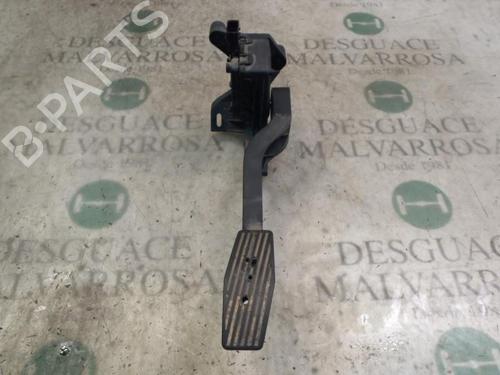 Pedale Pedale OPEL CORSA C (X01) 1.3 CDTI (F08, F68) (70 hp) 3803148 3803148