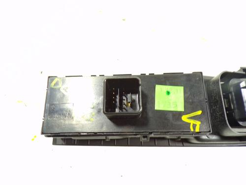 Left front window switch VW PASSAT B7 (362) 1.6 TDI | BP7847278I27 - Image 3