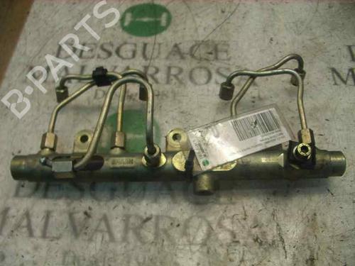 Used Injection rail Injection rail 3743616 3743616