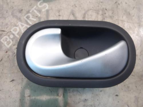 Used Rear left interior door handle Rear left interior door handle RENAULT SCÉNIC II (JM0/1_) 1.6 16V (JM1R) (112 hp) 3797600 3797600