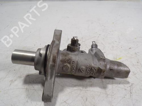 Used Brake master cylinder RENAULT MEGANE IV Hatchback (B9A/M/N_) 1.5 dCi 110 (B9A3) (110 hp) 8672224