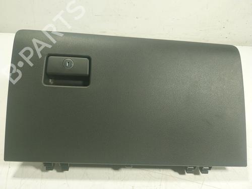 Used Glove box Glove box TOYOTA RAV 4 V (_A5_, _H5_) 2.5 Hybrid (AXAH52) (218 hp) 17804520 17804520