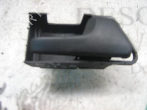 Used Front right interior door handle VW GOLF III (1H1) 1.9 TDI (110 hp) 3747194