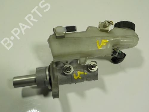Brake master cylinder TOYOTA AURIS (_E18_) 1.4 D-4D (NDE180_, NDE180R) | BP13371836M77 