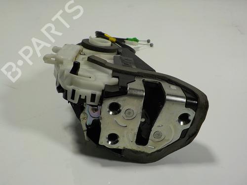 Used Rear right lock TOYOTA YARIS (_P13_) 1.0 (KSP130_, KSP130) (69 hp) 15398090