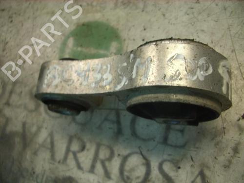 Used Engine mount Engine mount RENAULT TRAFIC II Van (FL) 1.9 dCi 80 (FL0B) (82 hp) 9079768 9079768