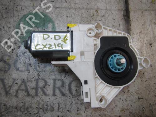 Used Right front window motor Right front window motor AUDI A1 Sportback (8XA, 8XF) 1.0 TFSI (95 hp) 4011245 4011245