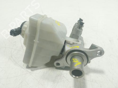Brake master cylinder LAND ROVER RANGE ROVER SPORT II (L494) 3.0 TDV6 4x4 | BP19264089M77