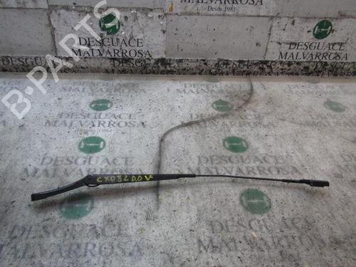 Used Front windshield wiper arm Front windshield wiper arm 3840341 3840341