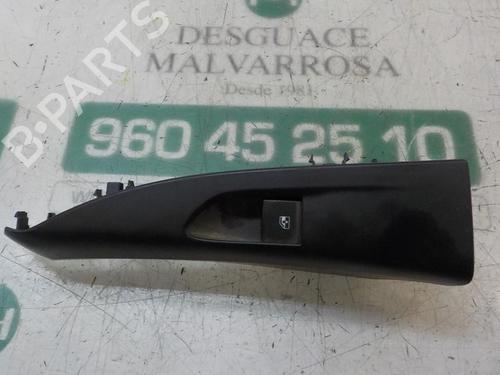 Used Right rear window switch Right rear window switch OPEL ZAFIRA TOURER C (P12) 1.4 (75) (140 hp) 4003071 4003071