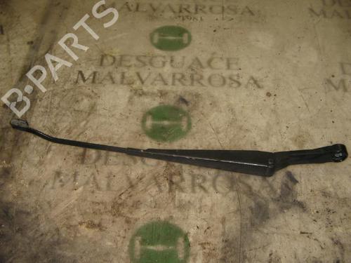 Used Front windshield wiper arm SEAT IBIZA II (6K1) 1.4 i (60 hp) 3740728