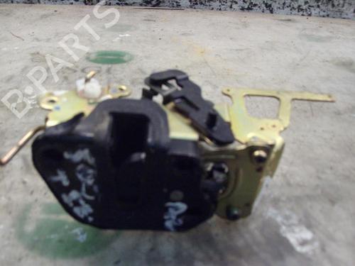 Used Rear left lock HYUNDAI TUCSON (JM) 2.0 CRDi All-wheel Drive (113 hp) 3793018