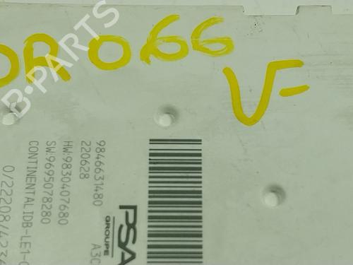 Fuse box OPEL ASTRA L (O5)  | BP27471491E1 