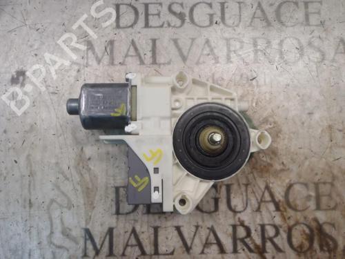 Used Right rear window motor PEUGEOT 407 (6D_) 2.0 HDi 135 (6DRHRH, 6DRHRE, 6DRHRG, 6DRHRJ) (136 hp) 3810019