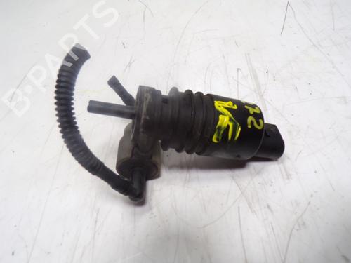 Used Washer pump VW TOUAREG (7LA, 7L6, 7L7) 2.5 R5 TDI (174 hp) 14287384