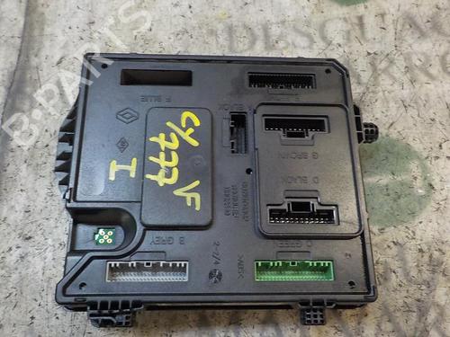 Used Electronic module RENAULT MEGANE III Grandtour (KZ0/1) [2008-2016]  3851286