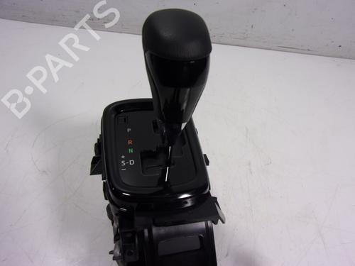 Gear lever TOYOTA HILUX VIII Pickup (_N1_) 2.8 TD 4WD (GUN126) | BP16008550M90 