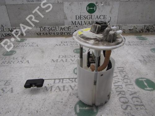Used Fuel pump Fuel pump 3826466 3826466