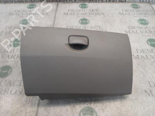 Used Glove box Glove box RENAULT CLIO III (BR0/1, CR0/1) 1.5 dCi (BR17, CR17) (86 hp) 3809358 3809358