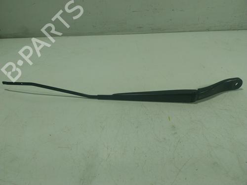 Used Front windshield wiper arm Front windshield wiper arm PEUGEOT EXPERT Van (V_) 1.5 BlueHDi 100 (102 hp) 17804822 17804822