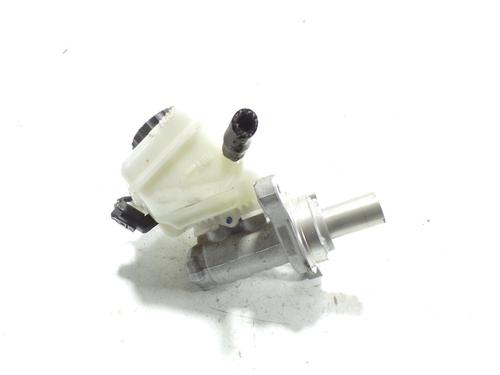 Used Brake master cylinder Brake master cylinder BMW 1 (F21) 116 d (116 hp) 6959690 6959690