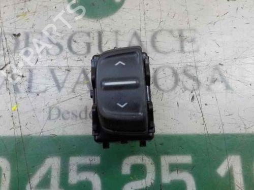 Used Left front window switch DACIA SANDERO II 1.2 (75 hp) 5597948