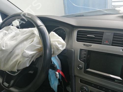 Right front window motor VW GOLF VII (5G1, BQ1, BE1, BE2) 2.0 TDI | BP9762897E20 