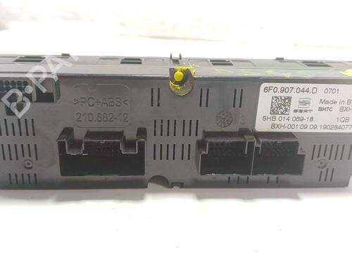 Climate control SEAT ARONA (KJ7, KJP) 1.0 TSI | BP38225710I5 - Image 2