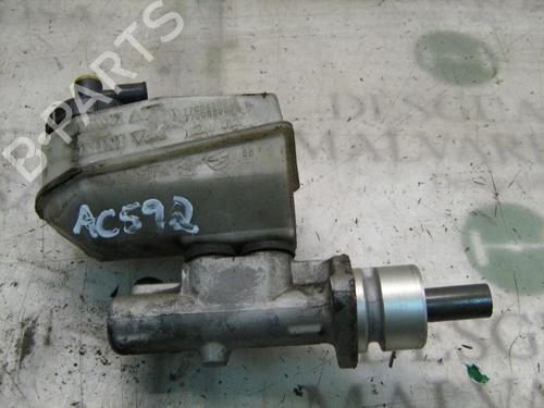 Used Brake master cylinder RENAULT MEGANE I (BA0/1_) 1.9 dTi (BA1U) (80 hp) 3736338