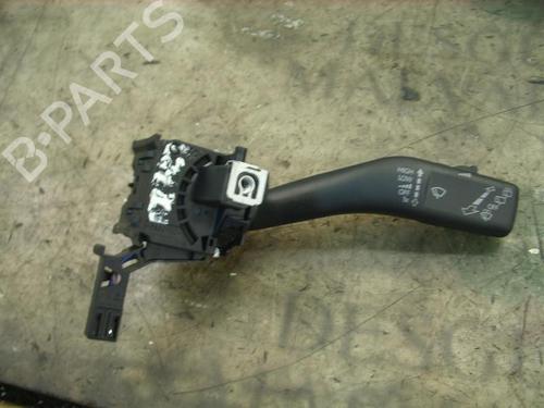 Used Steering column stalk SEAT LEON (1P1) 1.9 TDI (105 hp) 3753431