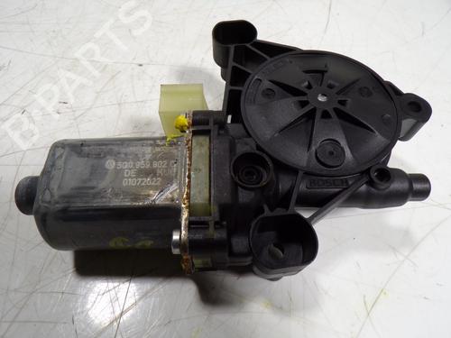 Right front window motor CUPRA LEON Sportstourer (KL8, KU8, KUD) 2.0 TSI 4Drive | BP15195565E20 