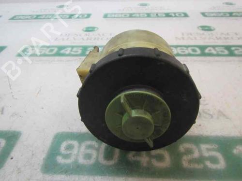 Used Power steering reservoir Power steering reservoir VW TRANSPORTER T4 Bus (70B, 70C, 7DB, 7DK, 70J, 70K, 7DC, 7DJ) 2.5 TDI (102 hp) 14282663 14282663