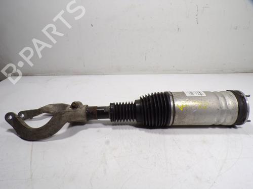 Used Left front shock absorber Left front shock absorber LAND ROVER RANGE ROVER SPORT II (L494) 3.0 SDV6 4x4 (306 hp) 13515042 13515042