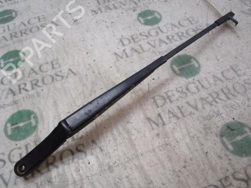 Used Front windshield wiper arm Front windshield wiper arm VW TOURAN (1T1, 1T2) 1.9 TDI (100 hp) 3820667 3820667