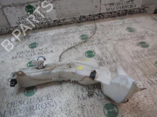 Used Windscreen washer tank FORD FOCUS II Turnier (DA_, FFS, DS) 1.8 TDCi (115 hp) 7410731