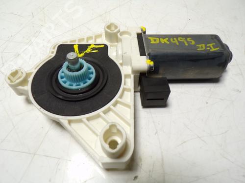 Used Left front window motor Left front window motor VW GOLF VII Variant (BA5, BV5) 1.6 TDI (105 hp) 11916077 11916077