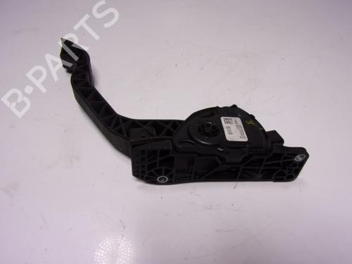 Used Pedal Pedal 15877240 15877240