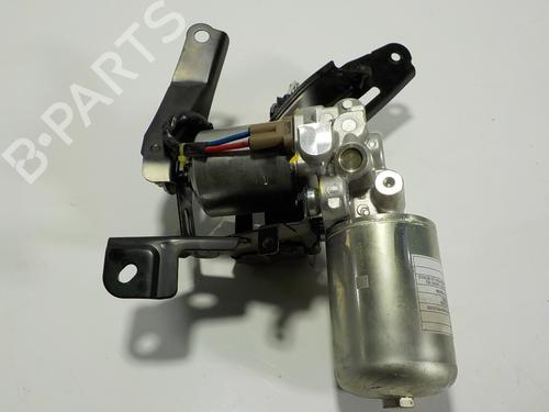 Used Brake master cylinder Brake master cylinder TOYOTA RAV 4 V (_A5_, _H5_) 2.5 Hybrid (AXAH52) (218 hp) 11132348 11132348