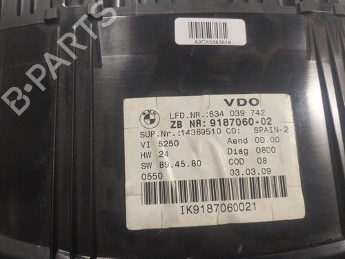 Instrument cluster BMW 3 (E90) 318 d | BP17824734C47 
