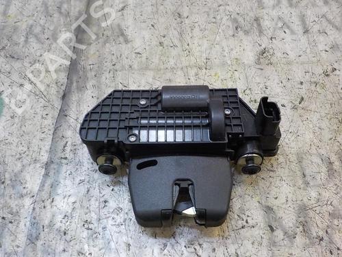 Used Tailgate lock PEUGEOT 2008 I (CU_) [2013-2025]  3856661