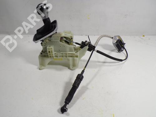 Used Automatic gearbox selector Automatic gearbox selector HYUNDAI i30 FASTBACK (PDE, PDEN) 1.4 T-GDI (140 hp) 9083596 9083596
