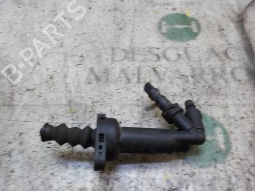 Used Clutch slave cylinder AUDI A1 Sportback (8XA, 8XF) 1.6 TDI (90 hp) 14278639