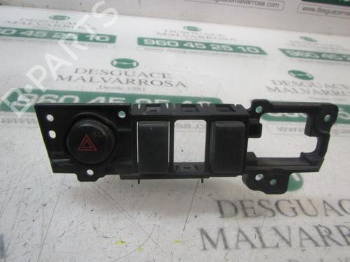 Used Warning switch Warning switch NISSAN NV200 / EVALIA Bus 1.5 dCi 85 (M20, M20M, M20K, M20KK) (86 hp) 3879639 3879639