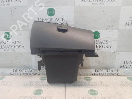Used Glove box Glove box RENAULT MEGANE III Hatchback (BZ0/1_, B3_) 1.5 dCi (106 hp) 3807849 3807849