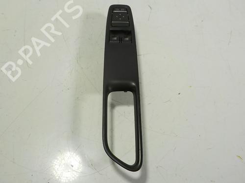 Used Left front window switch Left front window switch RENAULT CLIO IV (BH_) [2012-2021] 15226737 15226737