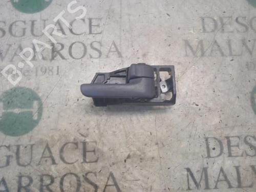 Used Front right interior door handle Front right interior door handle TOYOTA RAV 4 II (_A2_) 2.0 D 4WD (CLA20_, CLA21_, CLA20R, CLA21R) (116 hp) 3806483 3806483