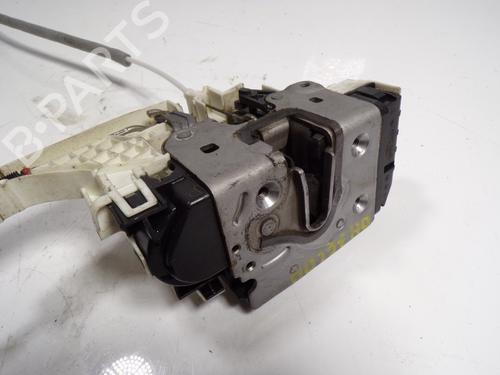 Used Front right lock Front right lock MERCEDES-BENZ SPRINTER 3,5-t Bus (B906) [2006-2020] 8286436 8286436